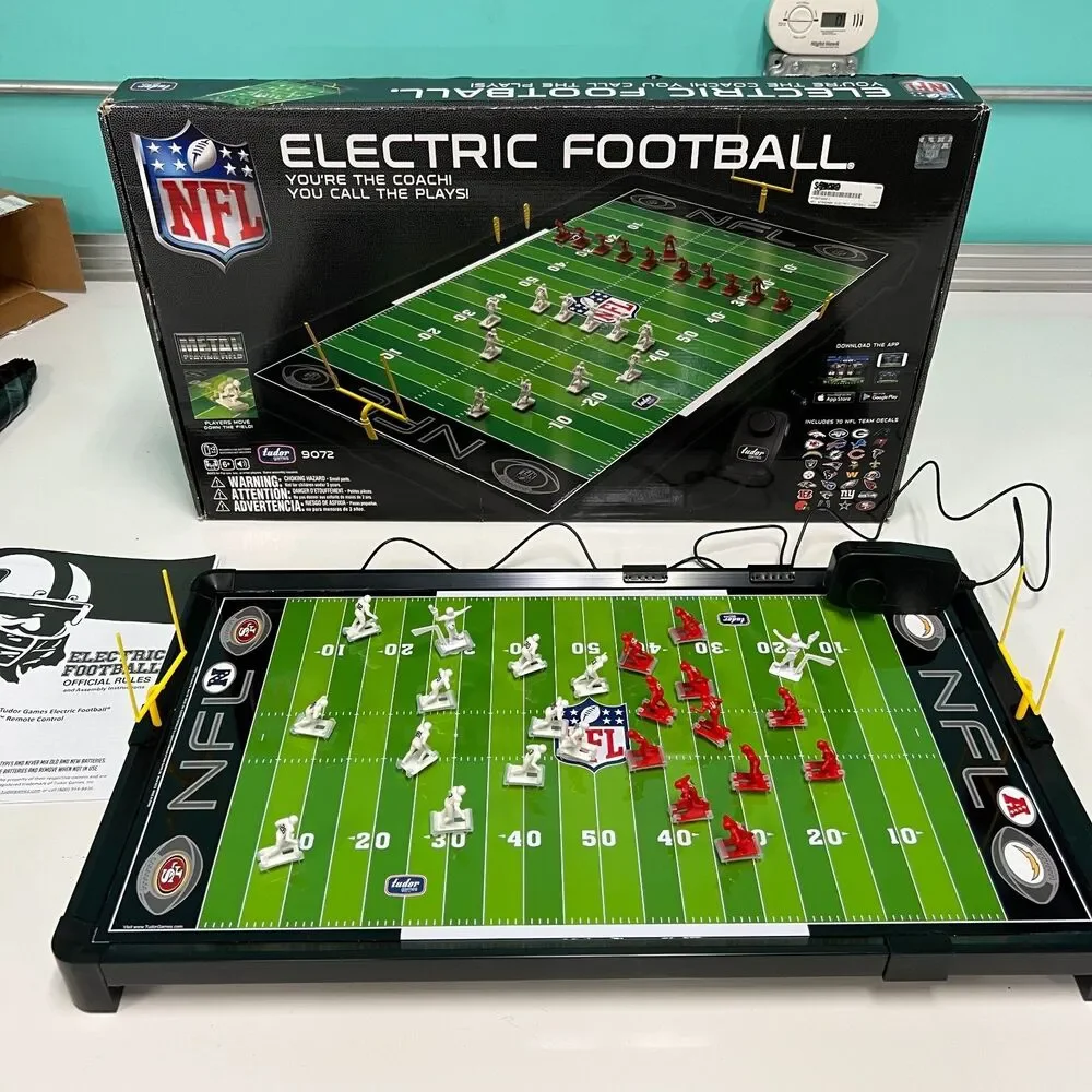 NFL Electric Football Game Field Tudor Games #9072